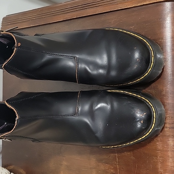 Dr. Martens Chelsea Chunky Zip 8 - Picture 5 of 6